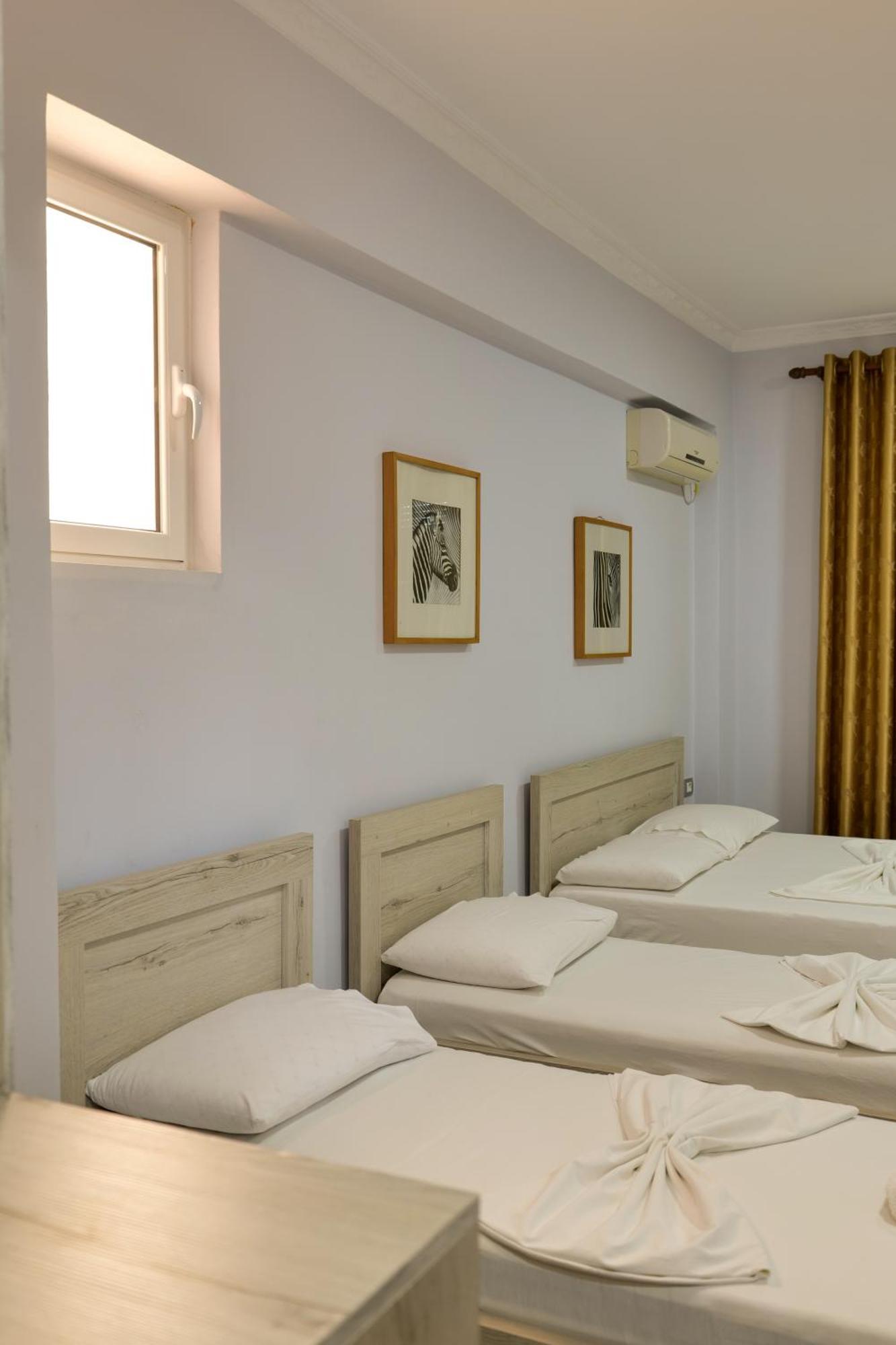 Hotel Billy Химара Экстерьер фото
